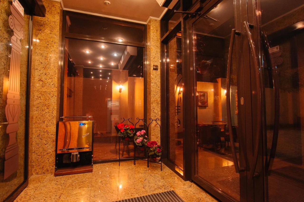 阿纽沃酒店 卡拉甘达 外观 照片